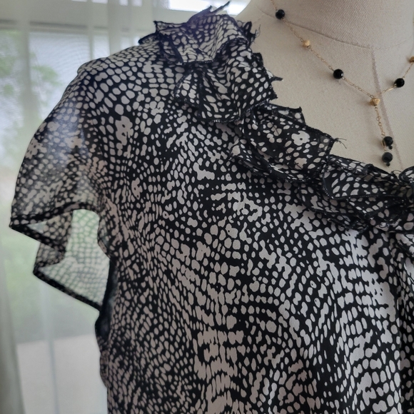 Anne Klein blouse, Black & White Patterned, XL - Picture 3 of 4